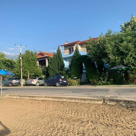 Vila Deni Tushemisht Ngoại thất bức ảnh